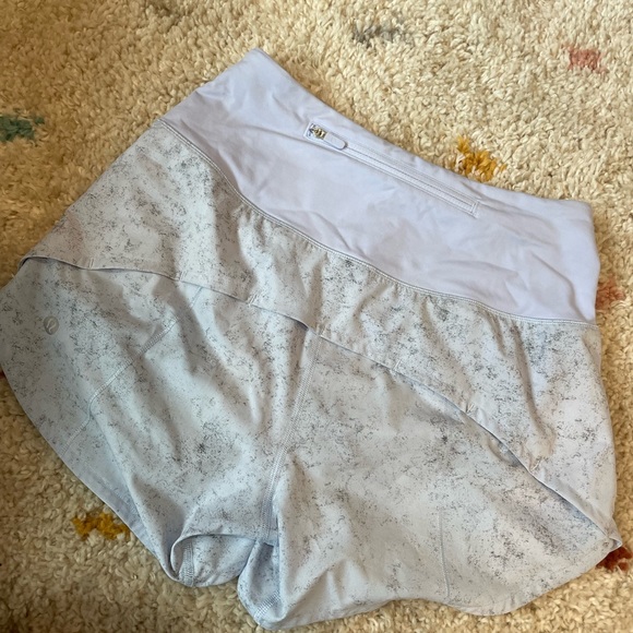 Lululemon Speed Up Mid Rise Short - Picture 2 of 4